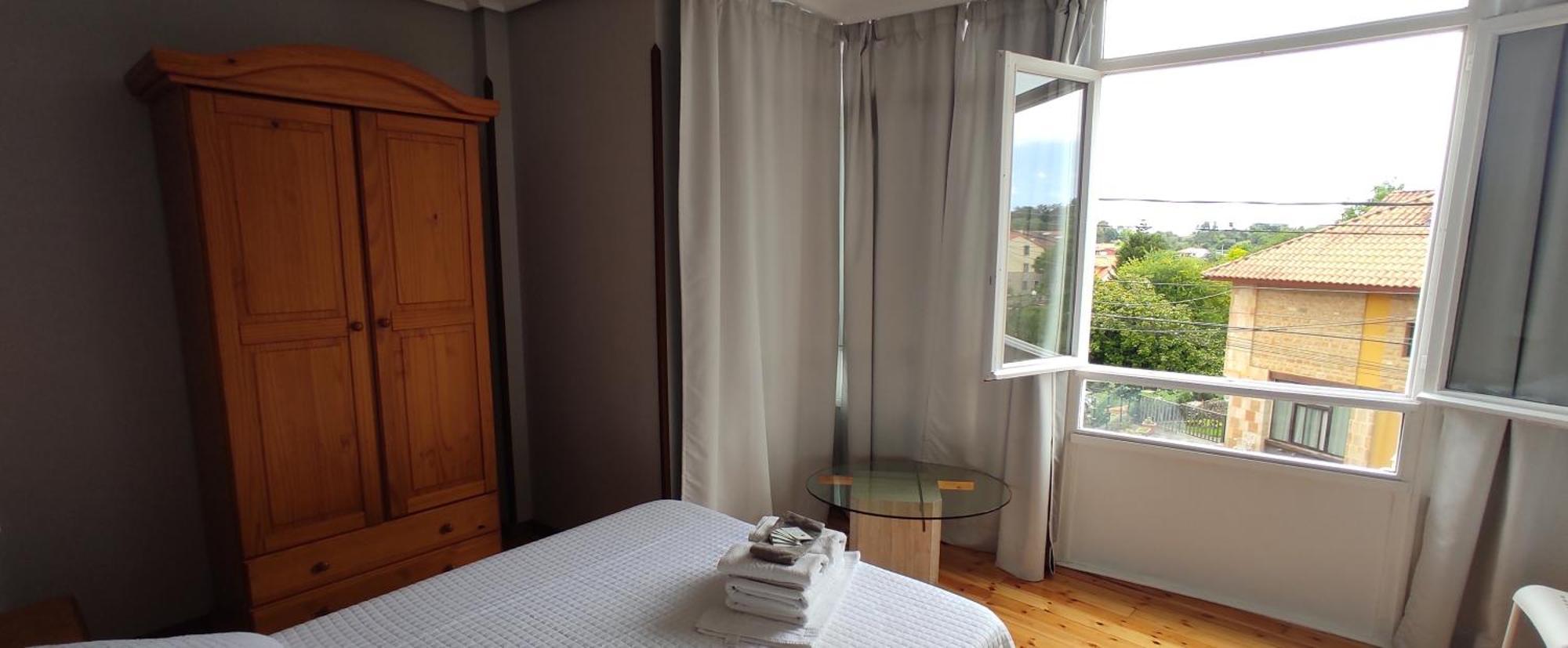 Apartamentos El Jornu 利亚内斯 外观 照片