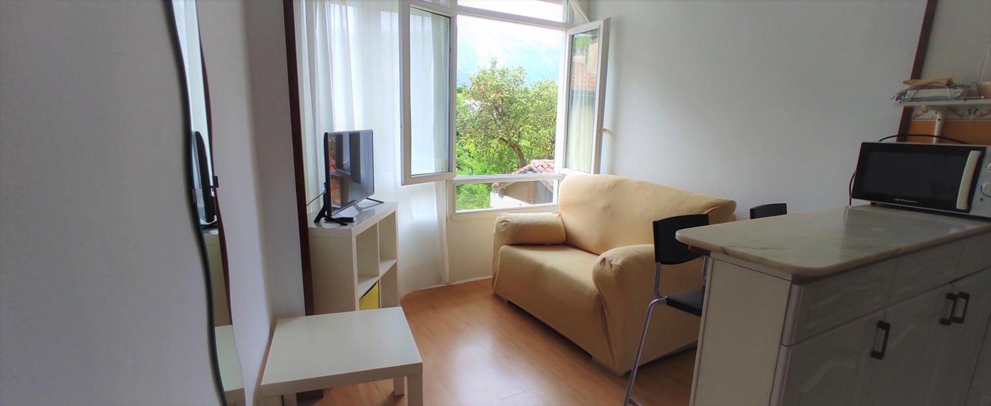 Apartamentos El Jornu 利亚内斯 外观 照片